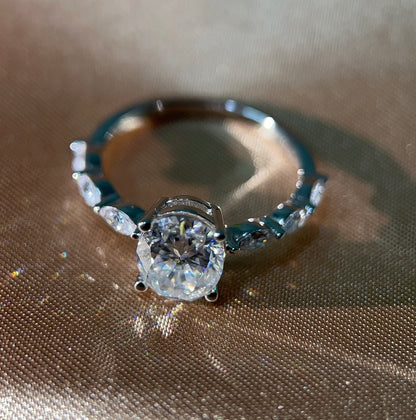 KERXI Oval 2.32 carat 18K white gold ring